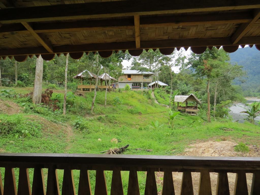 Batu Kapal Jungle Houses Hotel Berastagi Room photo